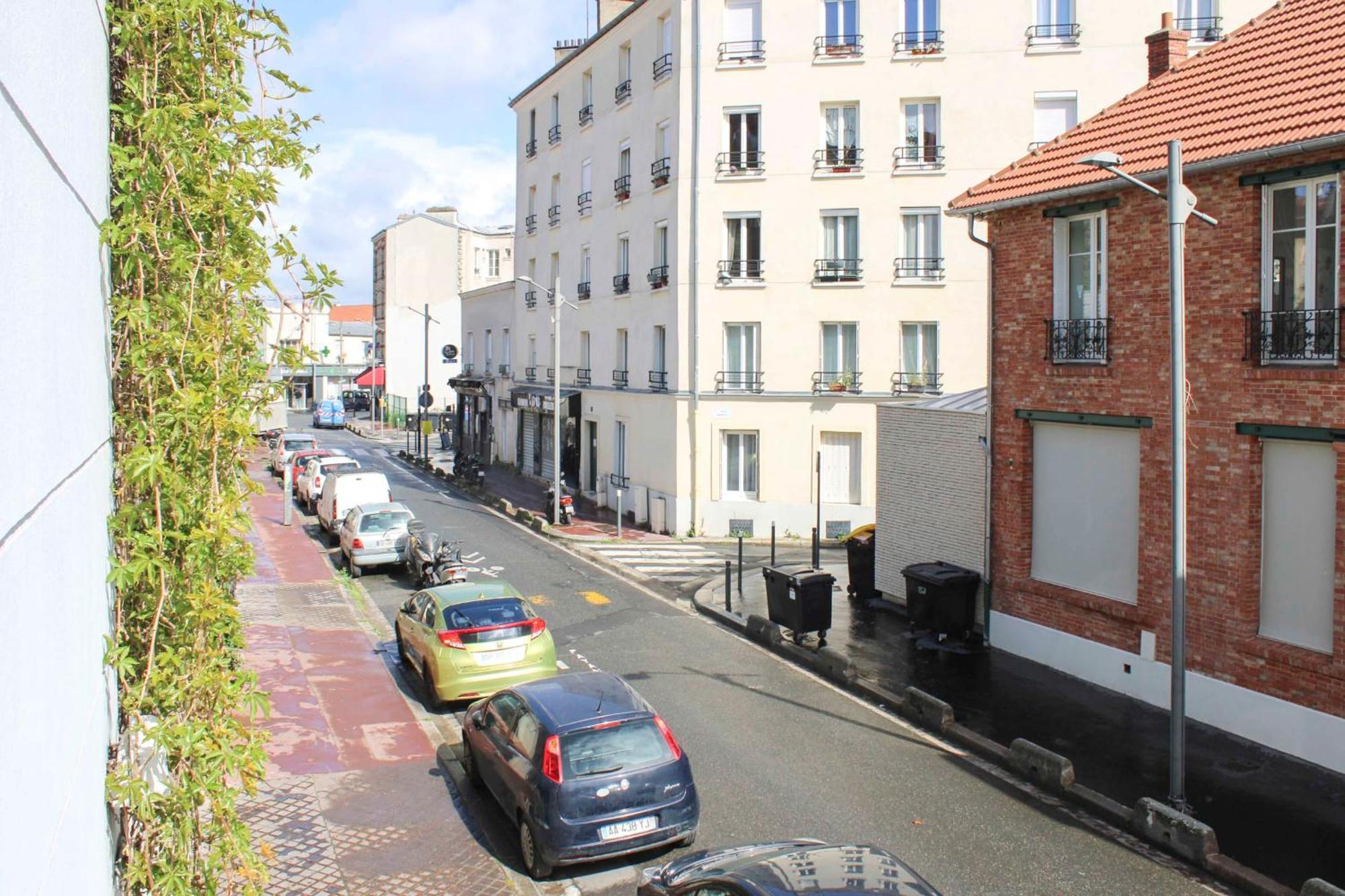 Apartment Superb 55m In The Heart Of Saint-ouen *